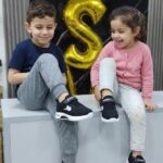 سنيكرز رياضي سهم اسود