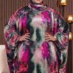 عباية ستان من تصميم أرماني بنقشة مشجرة أنيقة،