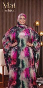 عباية ستان من تصميم أرماني بنقشة مشجرة أنيقة،