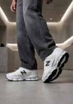 ⁦سنيكرز New Balance 2000 للرجال ابيض⁩ - الصورة ⁦2⁩