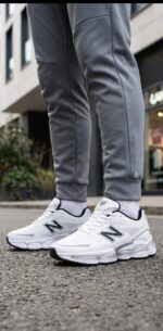 سنيكرز New Balance 2000 للرجال ابيض