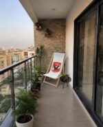 كرسي قابل للطي متعدد الاستخدامات