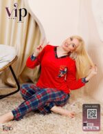 ⁦بجامة قطيفة تمنحك شعور بالرحة والدفئ⁩ - الصورة ⁦2⁩