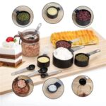 ⁦طقم أكيال وملاعق معيارية (Measuring Cup & Spoon Sets) بألوان متعددة ومقابض معدنية.⁩ - الصورة ⁦2⁩